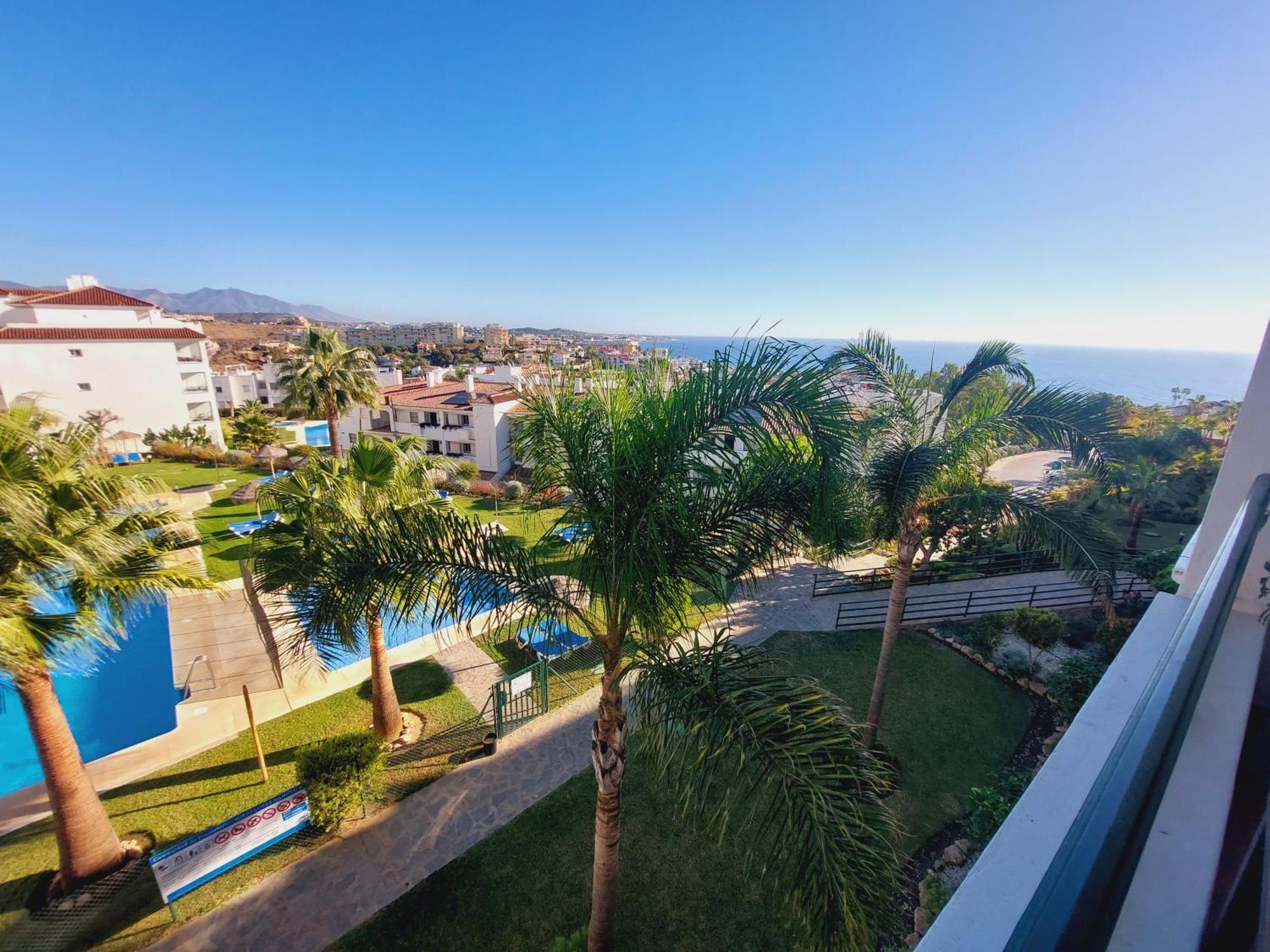 Beautiful Apartment Sea&Mountains Views La Cala De Mijas Esterno foto